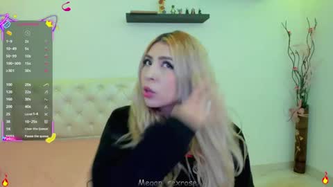 Snapshot of megan_sexrose chatting on 05-12-26, 02:41 Megan rose online show from 05-12-26, 02:41