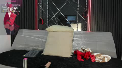 Snapshot of megan_siner chatting on 04-08-26, 12:16 Megan Siner online show from 04-08-26, 12:16