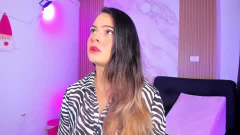 Snapshot of megan_star73 chatting on 01-19-25, 11:56 Megan online show from 01-19-25, 11:56