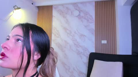 Snapshot of megan_star73 chatting on 02-03-25, 11:42 Megan online show from 02-03-25, 11:42