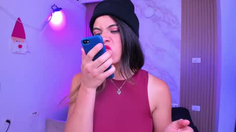 Snapshot of megan_star73 chatting on 02-07-25, 06:02 Megan online show from 02-07-25, 06:02