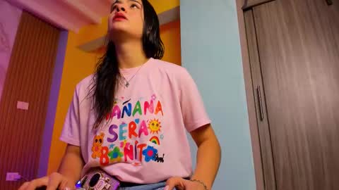Snapshot of megan_star73 chatting on 09-21-25, 11:12 Megan online show from 09-21-25, 11:12