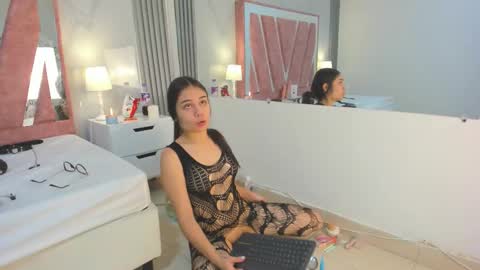 Snapshot of megan_sweetas chatting on 12-04-25, 07:55 Megan Sweet online show from 12-04-25, 07:55