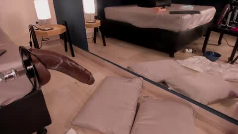 Megan  online show from 06-11-26, 12:32