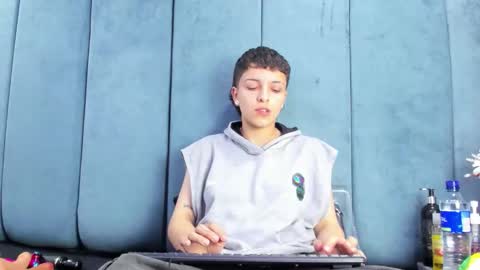 megan_thompsonn_ online show from 02-15-26, 02:19