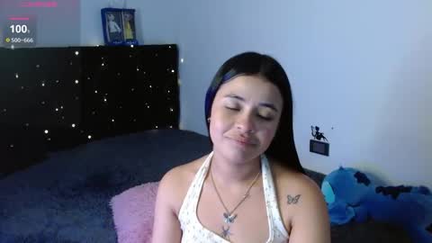 Snapshot of megan_ve chatting on 10-30-25, 02:02 Carolina online show from 10-30-25, 02:02