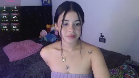 Snapshot of megan_ve chatting on 11-12-25, 02:01 Carolina online show from 11-12-25, 02:01