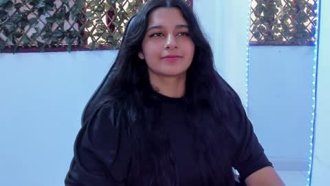 Snapshot of megan_whitte_01 chatting on 01-15-25, 05:15 megan white 01  online show from 01-15-25, 05:15