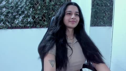 Snapshot of megan_whitte_01 chatting on 01-19-25, 10:49 megan white 01  online show from 01-19-25, 10:49