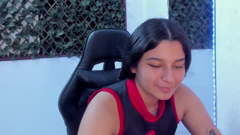 Snapshot of megan_whitte_01 chatting on 02-04-25, 05:21 megan white 01  online show from 02-04-25, 05:21