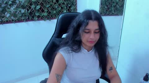Snapshot of megan_whitte_01 chatting on 02-27-25, 10:26 megan white 01  online show from 02-27-25, 10:26