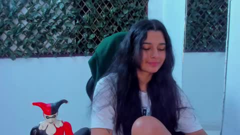 Snapshot of megan_whitte_01 chatting on 02-28-25, 03:48 megan white 01  online show from 02-28-25, 03:48