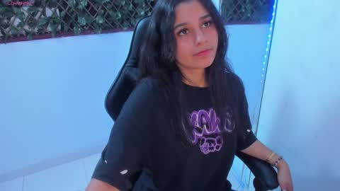 Snapshot of megan_whitte_01 chatting on 03-05-25, 11:17 megan white 01  online show from 03-05-25, 11:17