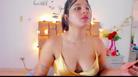 Snapshot of megan_whitte_01 chatting on 09-15-25, 08:53 megan white 01  online show from 09-15-25, 08:53