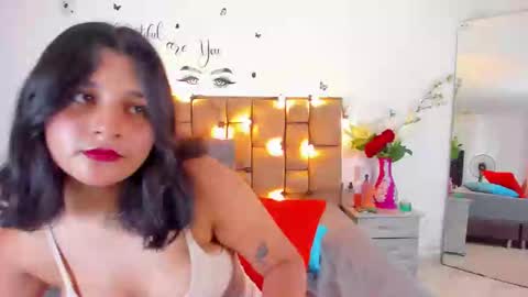 Snapshot of megan_whitte_01 chatting on 09-23-25, 06:55 megan white 01  online show from 09-23-25, 06:55