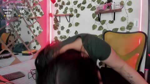 Megan online show from 01-21-25, 01:11