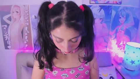 Snapshot of megan_yagami chatting on 12-17-24, 08:01 Megan online show from 12-17-24, 08:01