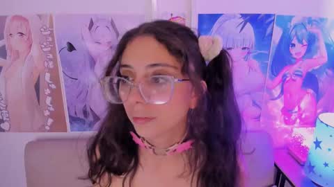 Snapshot of megan_yagami chatting on 02-06-25, 12:05 Megan online show from 02-06-25, 12:05