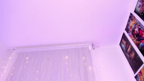 Snapshot of megan_yagami chatting on 10-11-25, 03:17 Megan online show from 10-11-25, 03:17