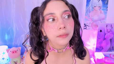 Snapshot of megan_yagami chatting on 10-28-25, 04:49 Megan online show from 10-28-25, 04:49