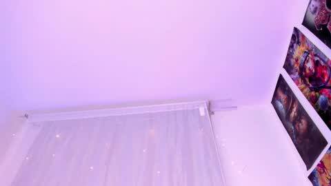 Snapshot of megan_yagami chatting on 11-17-25, 12:16 Megan online show from 11-17-25, 12:16