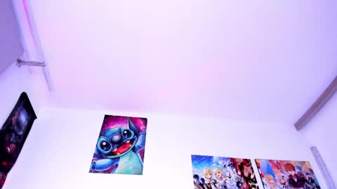 Snapshot of megan_yagami chatting on 05-30-26, 10:23 Megan online show from 05-30-26, 10:23