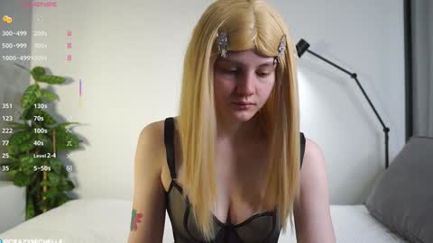 Michelle online show from 02-01-25, 05:07