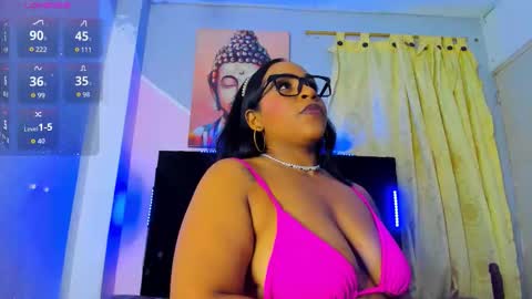 Snapshot of megandavidson chatting on 01-12-26, 08:03 Kim online show from 01-12-26, 08:03