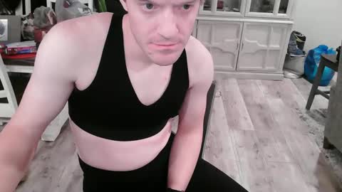 Snapshot of meganfitzy chatting on 03-10-25, 01:45 GlamTransGoddess online show from 03-10-25, 01:45