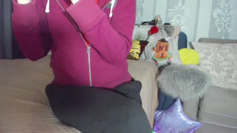 Nicki--------- Welcome to my Room online show from 02-15-25, 06:55