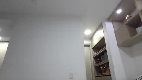 megan        online show from 01-16-25, 03:45