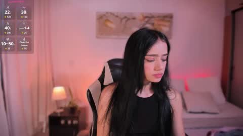 Snapshot of meganlake chatting on 04-28-26, 12:21 megan lake online show from 04-28-26, 12:21