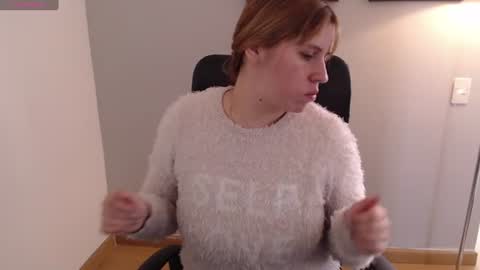 Snapshot of meganlk chatting on 07-09-26, 06:23 MEGAN online show from 07-09-26, 06:23