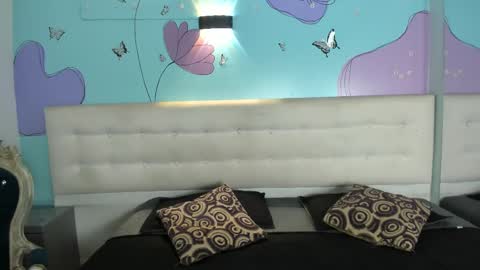 Megann Weed online show from 02-16-25, 06:32