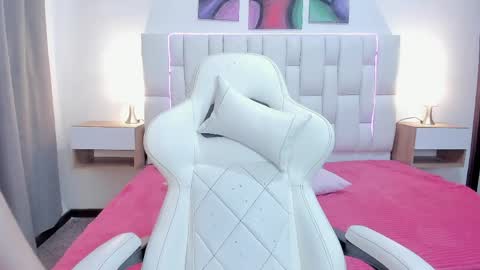 Megan Queen online show from 03-31-26, 01:44