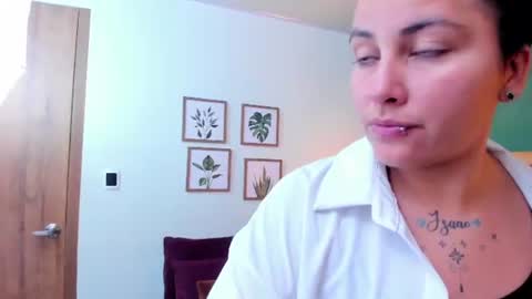 Snapshot of megansumer chatting on 06-30-26, 12:06 Megan online show from 06-30-26, 12:06