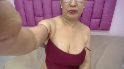 Snapshot of megatitsxxx chatting on 01-06-25, 11:52 milfpleasure online show from 01-06-25, 11:52