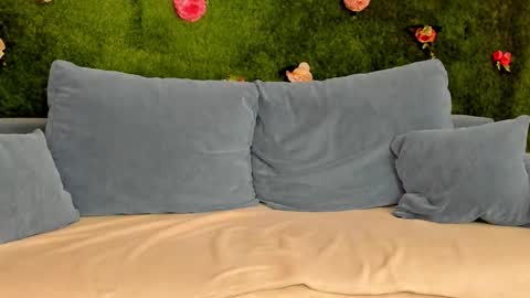 megatitts_ online show from 10-07-25, 07:22