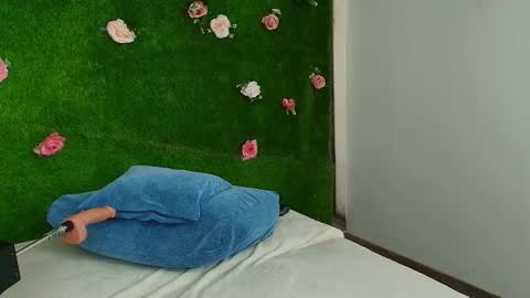 Snapshot of megatitts_ chatting on 03-15-26, 05:30 megatitts_ online show from 03-15-26, 05:30