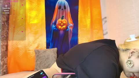 megganfoxy online show from 10-20-25, 02:01