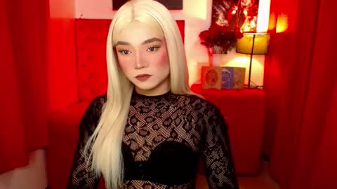 meggan  . maria shantal online show from 10-12-25, 10:25