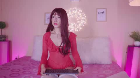 Meggie 1J online show from 11-08-25, 09:46