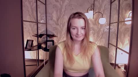 Meggy online show from 11-11-25, 01:55