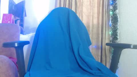 MEGHAN   online show from 04-20-26, 10:22