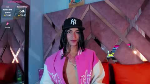 meghanqueen__ online show from 02-17-26, 04:09
