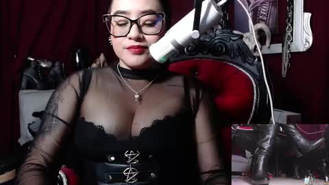 Snapshot of megoddessara chatting on 01-04-25, 03:29 Goddess Sara online show from 01-04-25, 03:29