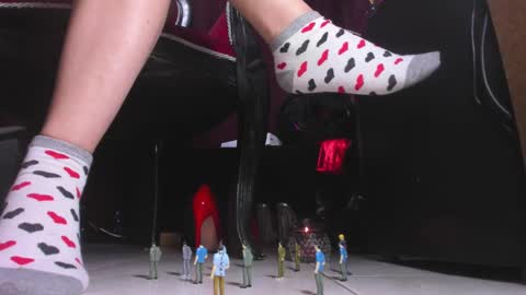 Snapshot of megoddessara chatting on 01-13-25, 02:50 Goddess Sara online show from 01-13-25, 02:50