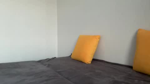 Snapshot of mei_fei_wan chatting on 04-22-26, 01:56 Mei online show from 04-22-26, 01:56
