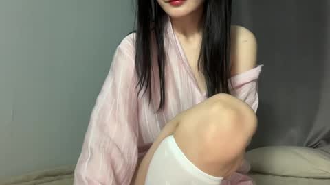 Snapshot of mei_fei_wan chatting on 06-08-26, 06:08 Mei online show from 06-08-26, 06:08