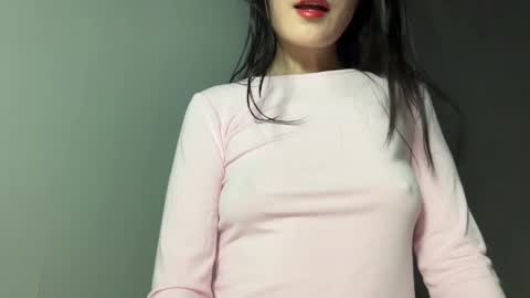 Snapshot of mei_fei_wan chatting on 06-10-26, 05:45 Mei online show from 06-10-26, 05:45